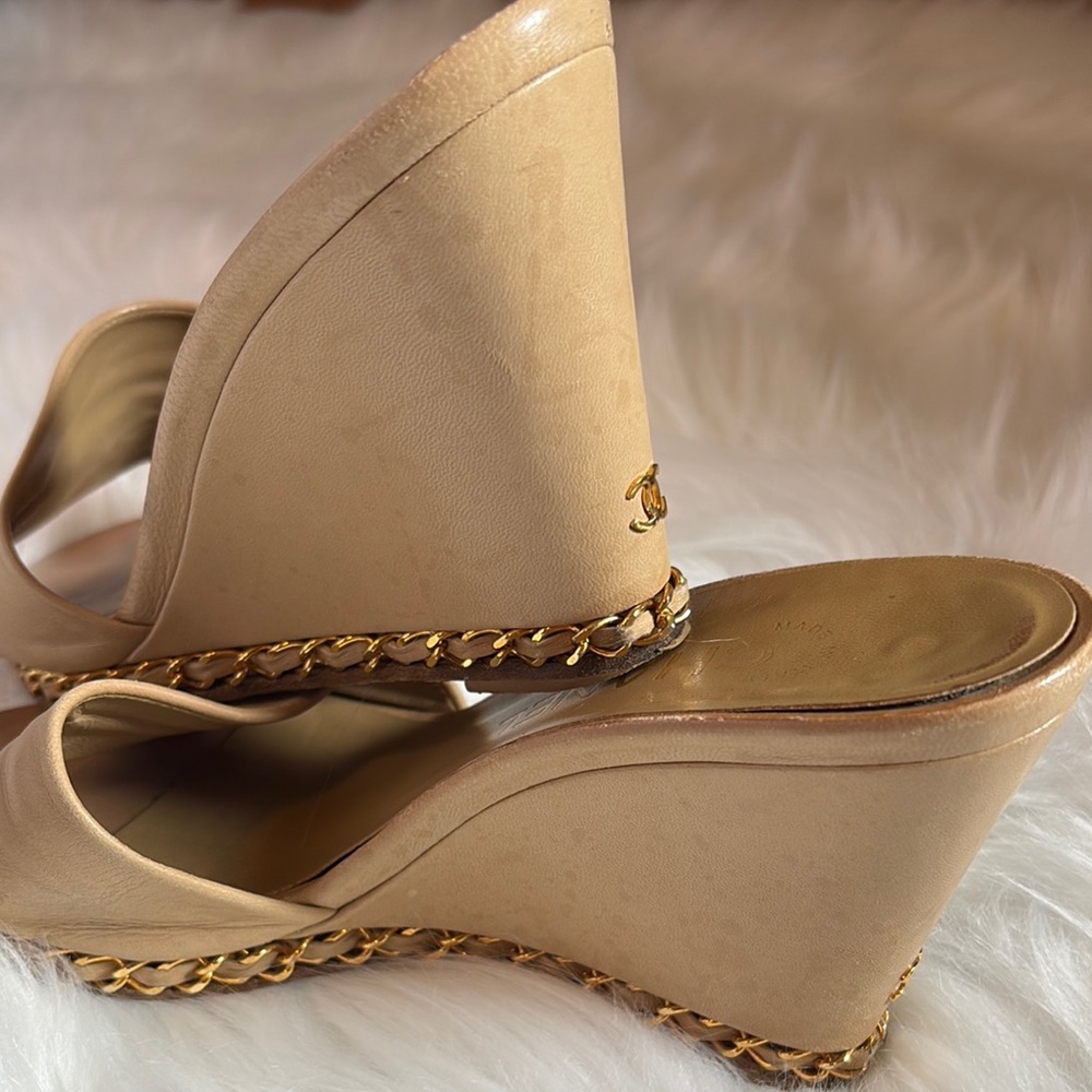 Chanel Chic Beige Wedge Sandals size 36 C - Picture 6 of 10